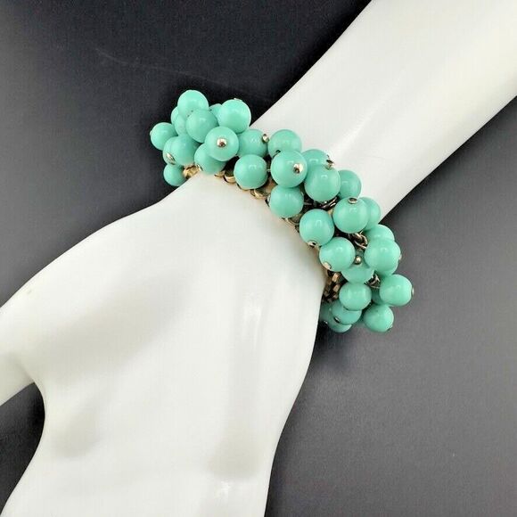 Vtg Expandable Stretch Cha-Cha Bracelet Glass Turquoise color Beads - Picture 4 of 5
